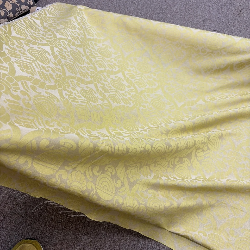 Estampado de algodón Scalamandre “Seasons” 20 3/4 yardas en beige estriado Foto 1 de 4