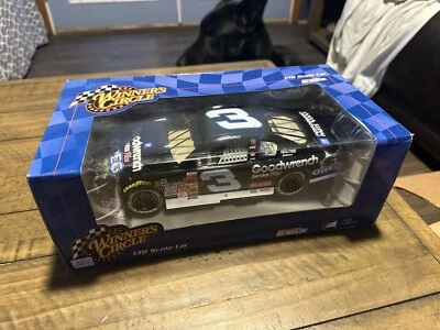 DALE EARNHARDT 2002 WINNERS CIRCLE 1:18 DIECAST GM GOODWRENCH SERVICE Oreo 3 New - Image 1 of 4
