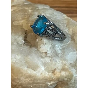 New Aquamarine Blue Crystal Gemstone Ring Set In Polished Titanium Silver Size 5 - Picture 1 of 18