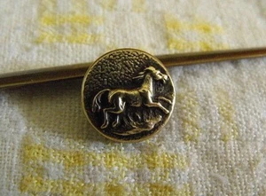 Bouton Chasse Cheval au galop    Vintage laiton  16 mm  - Picture 1 of 2