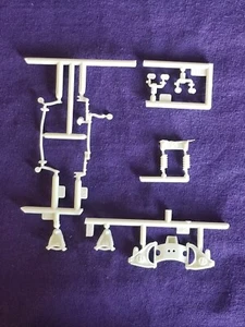 1957 Chevrolet Bel Air FRONT SUSPENSION with DROP SPINDLES 1:25 AMT Model Kit 57 - Picture 1 of 9