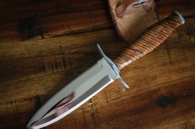 CUSTOM FIXED BLADE KNIFE DAGGER by JOHNNY HAMLET OF CLUTE TX w/ CUSTOM SHEATH - Image 1 of 4