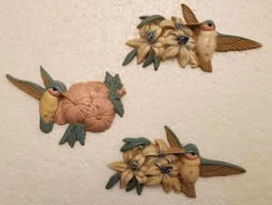 Vintage Wurzelholz Kolibri Wandtafeln Dekor 3er Set Homco #3303 Made in USA - Bild 1 von 6
