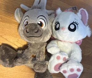 Disney Sven (Frozen) & Marie (Aristocats) 14 Inch Plushes - Excellent Condition - Picture 1 of 3