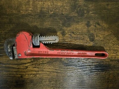 Vintage Heavy Duty Pipe Wrench 10" w/ Red Handle - Image 1 of 4