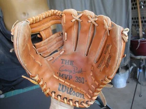 Vtg 1980 GEORGE BRETT, MVP 390 Personal Model Wilson 11.25” Baseball Glove - Picture 1 of 13