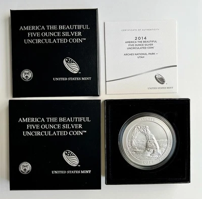 2010 America the Beautiful Arches National Park Utah 5 Oz Silver Coin - Image 1 of 3