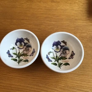 Portmeirion Botanic Garden Embossed Pansy 13.5cm Bowl x 2 - Picture 1 of 7