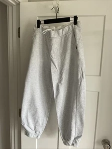 Lululemon Sweatpants Womens 10 Grey Jogger Scuba High Rise Relaxed Fit Pockets - Picture 1 of 4