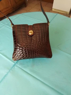 SAC A MAIN FEMME,  NEUF, COULEUR MARRON FONCE.   VERITABLE CUIR DE CROCODILE - Photo 1/4