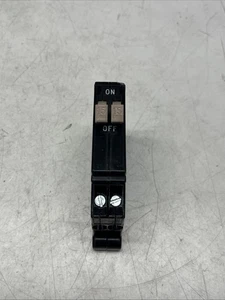 CHT1515 EATON 15A/15A 1P/1P 120/240V - Picture 1 of 5