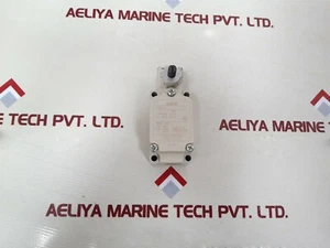 Azbil 1ls10-j limit switch - Picture 1 of 4