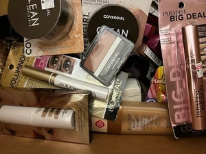 PREMIUM LOT- 25 Assorted Mix MAKEUP BEAUTY ITEMS- ALL NEW!/UNOPENED- GREAT GIFTS - Picture 1 of 3