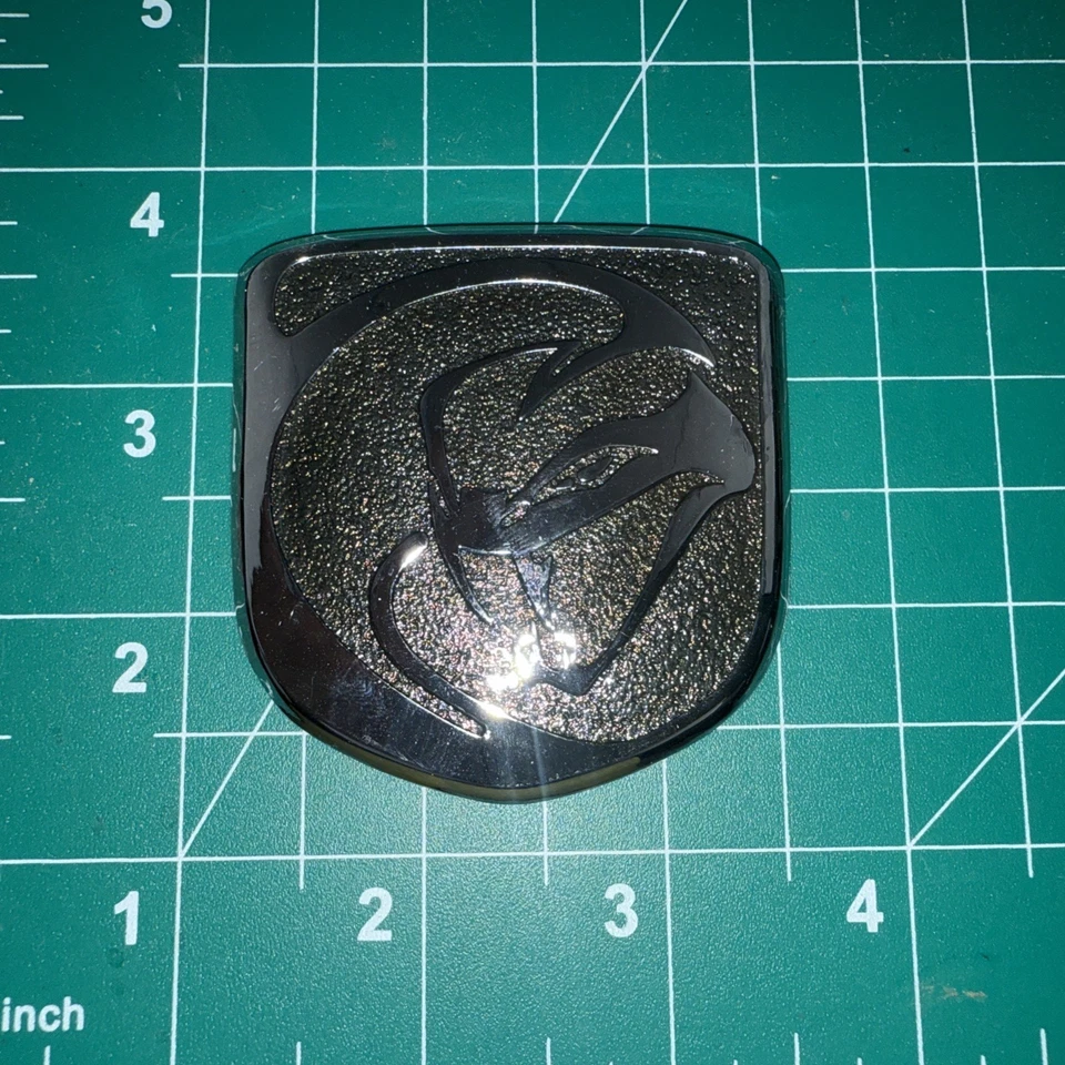 VIPER CROMO NUEVO EMBLEMA CINTA 3M "SE ADAPTA A DODGE VIPER Foto 1 de 1
