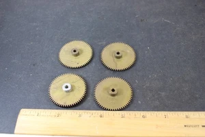 Ingranaggi in ottone diametro 60 denti 1-7/8" 4 pezzi - Foto 1 di 5