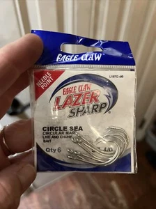 3 Packs Eagle Claw Circle Sea Hooks 4/0 Silver - Picture 1 of 3