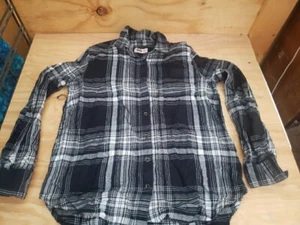 So black white Gray plaid button up long sleeve top youth size large 10/12 - Picture 1 of 6