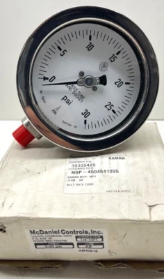 MCDANIEL 4-1/2"  GAUGE 0-30 PSI 316SS TUBE AND SOCKET , 1/4' NPT BOTTOM COCKET - Image 1 of 4