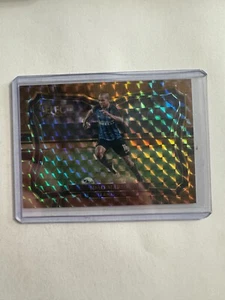 K184,911 - 2017-18 ausgewählte Preise Kupfer #279 Joao Mario #/49 - Bild 1 von 1