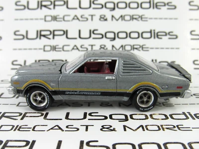Johnny Lightning 1:64 LOOSE Silver Cloud Poly 1976 PLYMOUTH VOLARE Road Runner — 第 1/4 张图片