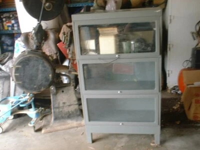 Librería apilable Jebco acero y vidrio abogado abogado con 3 pilas tamaño perfecto Foto 1 de 4