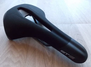 Sillín Selle Italia ST5 Flow MTB bicicleta de carretera nuevo negro 347 gramos bicicleta eléctrica - Imagen 1 de 11