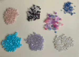 Lucite Flowers Flower Beads Daffodil Frosted Etched Acrylic 9x5mm 50pc - Picture 1 of 8