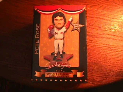 2015 CINCINNATI REDS  "PETE ROSE" STARS OF QUEEN CITY BOBBLEHEAD   IN ORG. BOX Cover