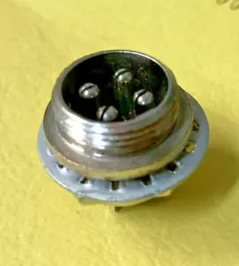 4-PIN MICROPHONE PANEL MOUNT CONNECTOR 5/8" HOLE REQUIRED - HARDWARE INCLUDED - Picture 1 of 2