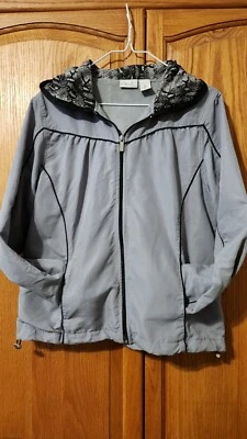 Chaqueta cortavientos gris manga larga cremallera frontal Kim Rogers ~ talla mediana Foto 1 de 3