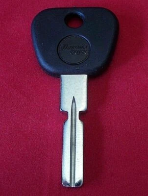 S7BWP Llave Maestra BMW en Blanco Serie 3 92-94, 5 y 7 Series 88-94, Serie 8 90-94 Foto 1 de 4