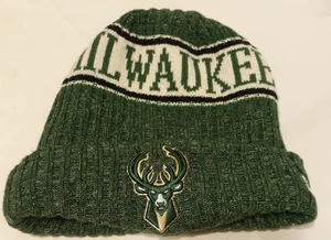 New Era Milwaukee Bucks Winter Strickmütze warm gefüttert Beanie Bündchen grün NBA OSFM - Bild 1 von 5