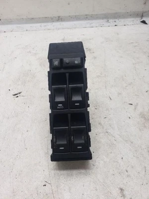 Interruptor de puerta delantera del conductor estilo clásico para conductor 11-17 COMPASS 710020 Foto 1 de 4