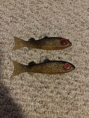 "Lote de 2 señuelos de pesca con salmonete de natación DOA 5"" color dorado brillante" Foto 1 de 3