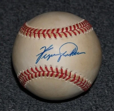 Autographed Official NL Baseball *** FERGIE JENKINS *** Signed Auto CUBS HOFer - Image 1 of 2