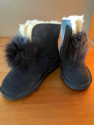 BEARPAW Mujer Negro Vaca Gamuza/Piel Sintética Superior Acogedor Tobillo Botas de Invierno Talla 8 M Foto 1 de 4