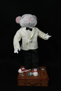 Stuart Little statuetta animata parlante e canto sulla valigia - Foto 1 di 9