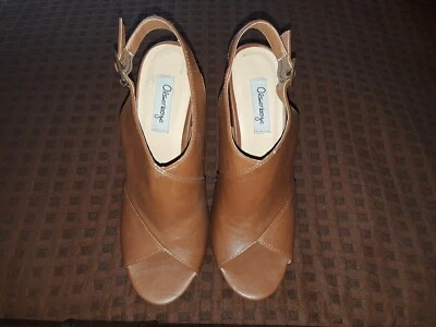 Olsenboye Mujer Talla 7 Cuñas 4 Pulgadas Tacones Stock: PU Como Uso Minual MUY BONITO Foto 1 de 4