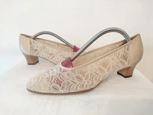 Trotteur été "Dentelle beige"  --   EMERAUDE Paris     -- T. 39 - Picture 1 of 7