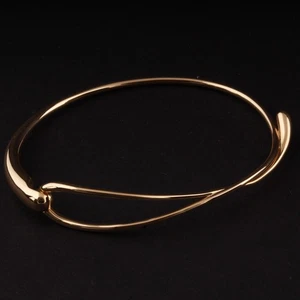 Brazalete de oro Georg Jensen # 1636. Misericordia. 18 quilates. Jacqueline Rabun. 20001086. - Imagen 1 de 6