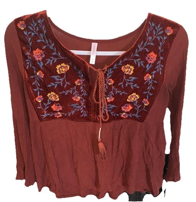 Blusa marrom Y2K Xhilaration com bordado de veludo, tamanho P - Imagem 1 de 4