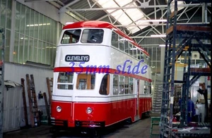 BLACKPOOL BALLOON TRAM 701 RIGBY RD PAINTSHOP FEB 1991 ORIGINAL SLIDE©RIGHT - Picture 1 of 1