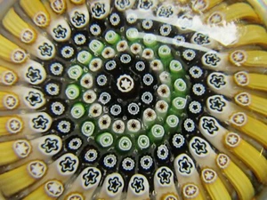 WHITEFRIARS PAPERWEIGHT MILLIFIORI CENTRAL STAR CANE (Ref5498) - Picture 1 of 9