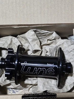 Buje delantero Tune KillHill MTB Boost 15x110 NEGRO Foto 1 de 2