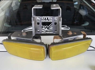 JDM Honda Crx Fog lights Brackets Only Left and Right Non V-TEC chassis - Image 1 of 4