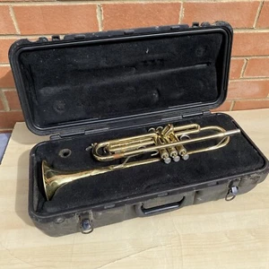 Selmer Bach TR300 Brass Trumpet Made in USA With Case - Picture 1 of 12