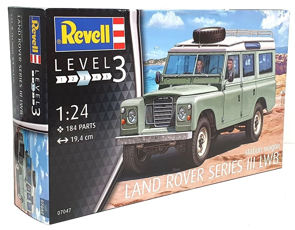 Revell 1/24 Scale Unbuilt Model Kit 07047 - Land Rover Series III LWB - Photo 1/4