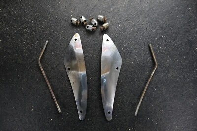 HONDA 1981 1982 1983 GL1100 GOLDWING GUARDABARROS DELANTERO MOLDURA PLACA SOPORTES Foto 1 de 4