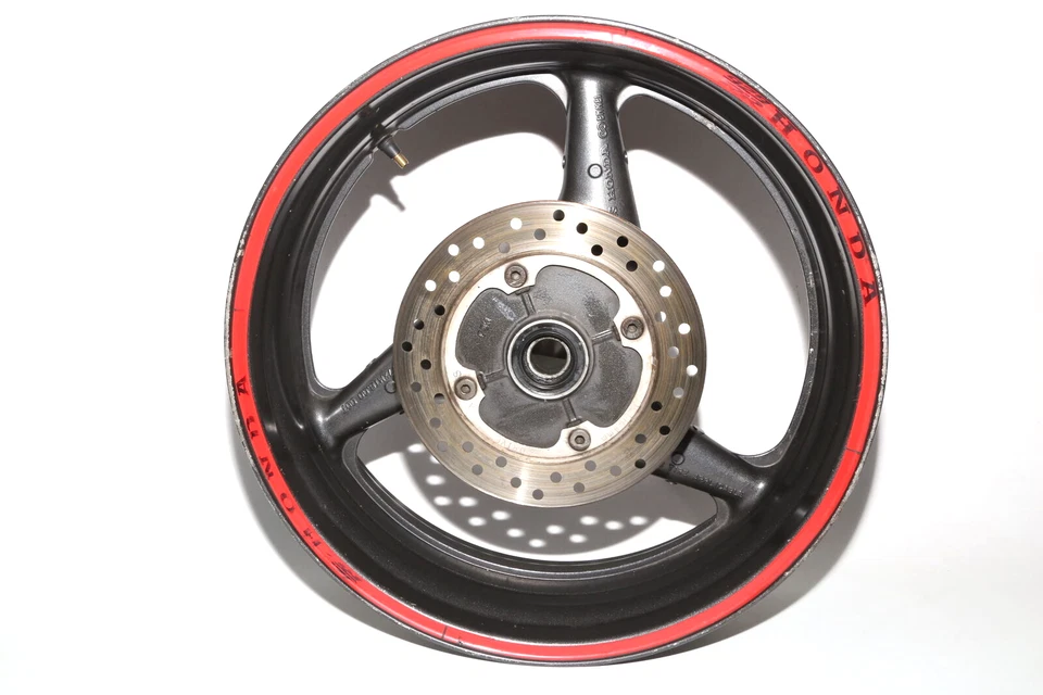 Llanta trasera Honda Cbr929rr 2000-2001 OEM (BAMBOLEO MENOR) Foto 1 de 4