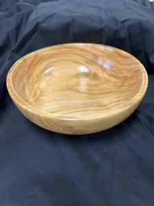 OLIVE WOOD BOWL great grain in this bowl from Italy - Picture 1 of 4